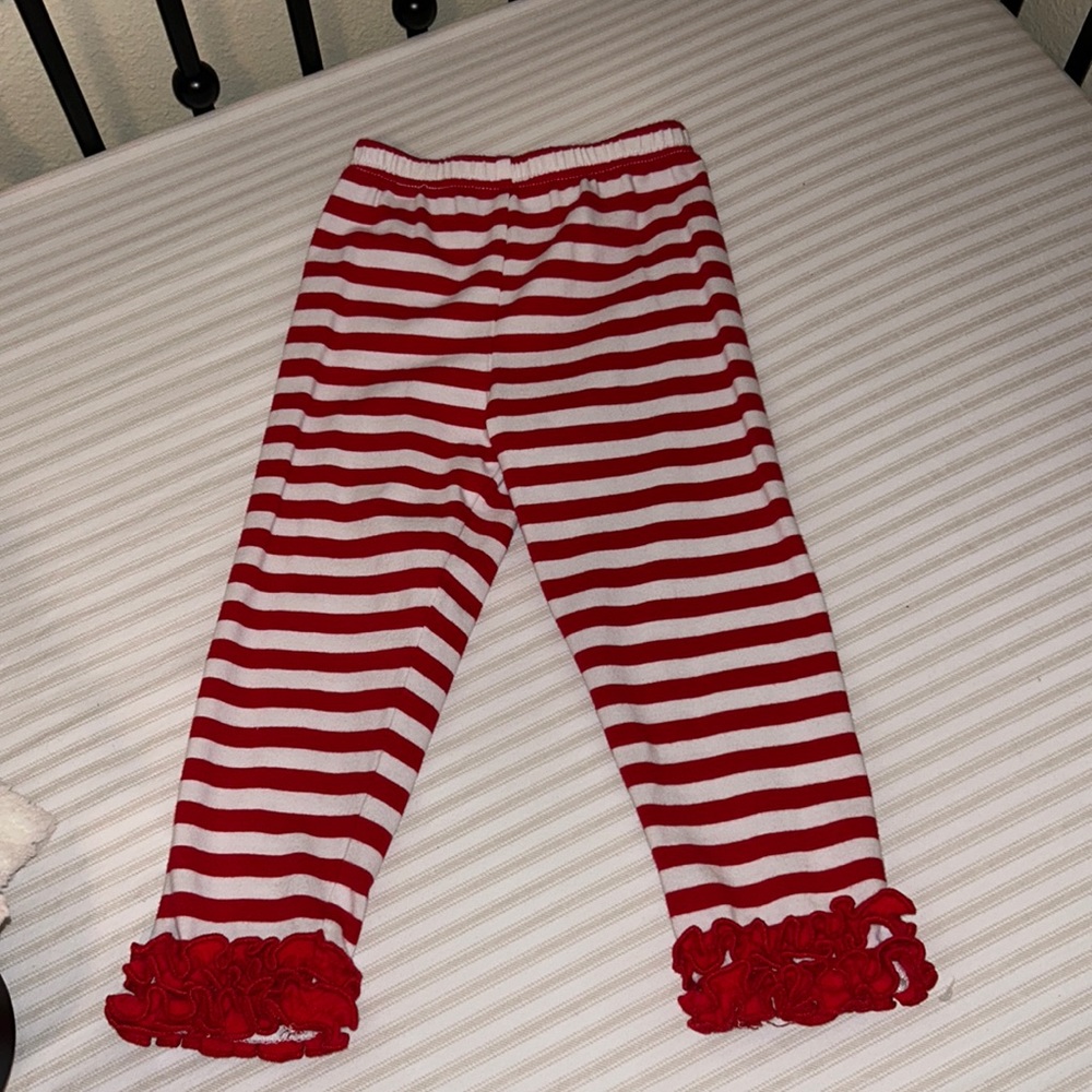 KIDS BOUTIQUE Red & White Stripped Leggings W Ruffles 24m